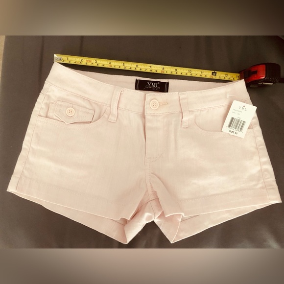 YMI Pants - 90’s NWT YMI light pink shorts. Size 5, fit like 3 imo, stretchy, textured.